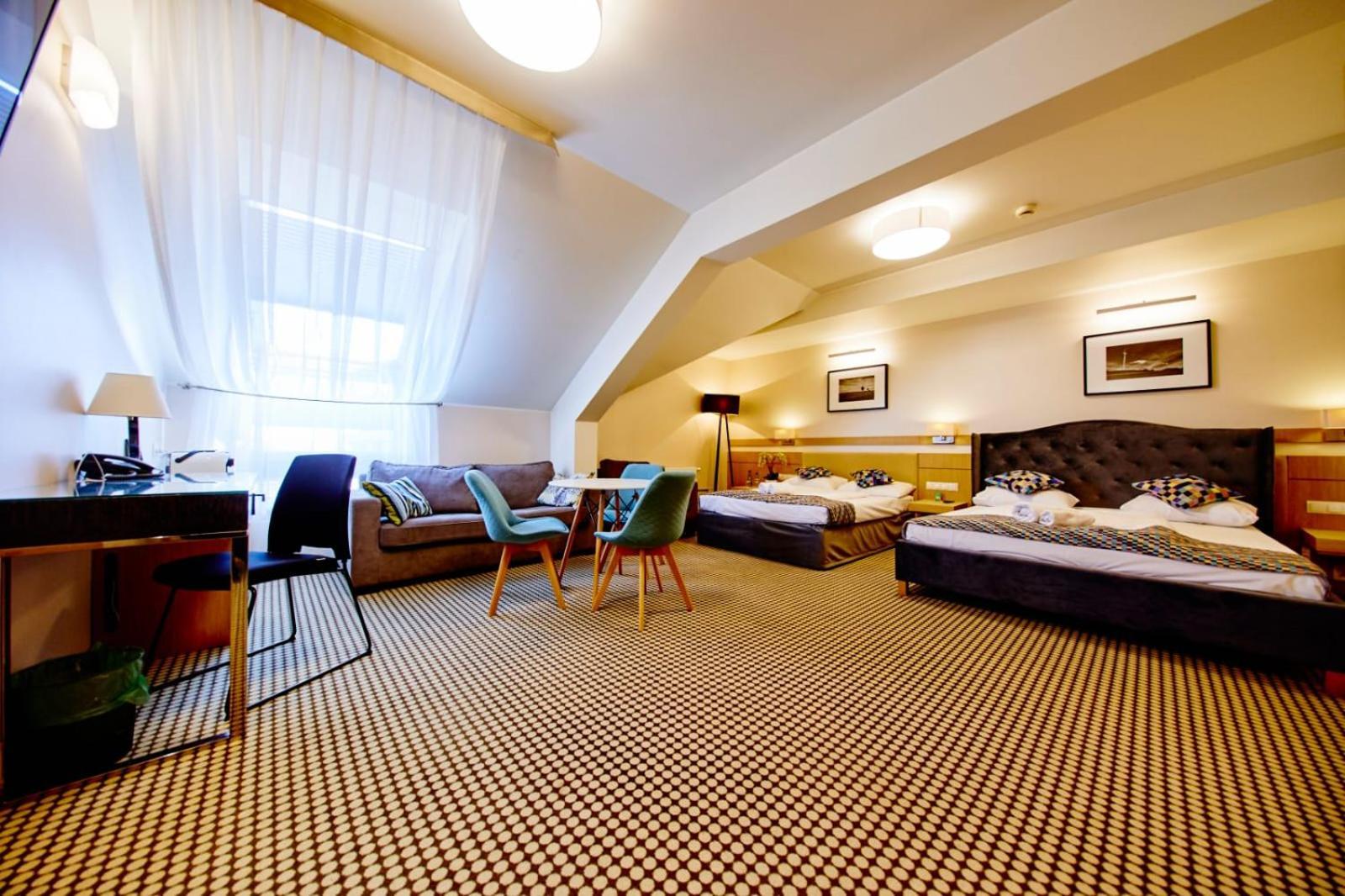 Hotel Great Polonia Velvet 수바우키 외부 사진