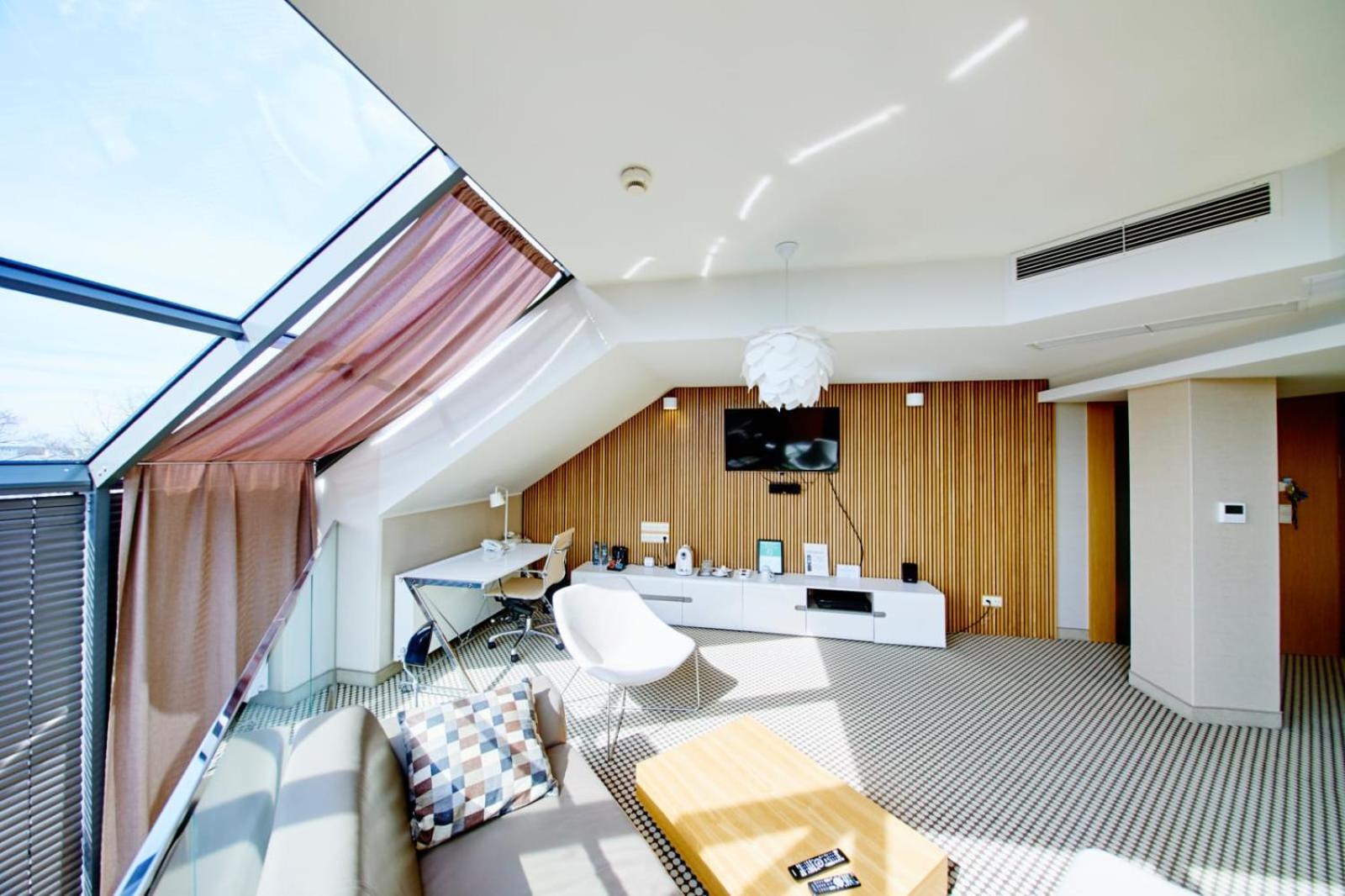 Hotel Great Polonia Velvet 수바우키 외부 사진